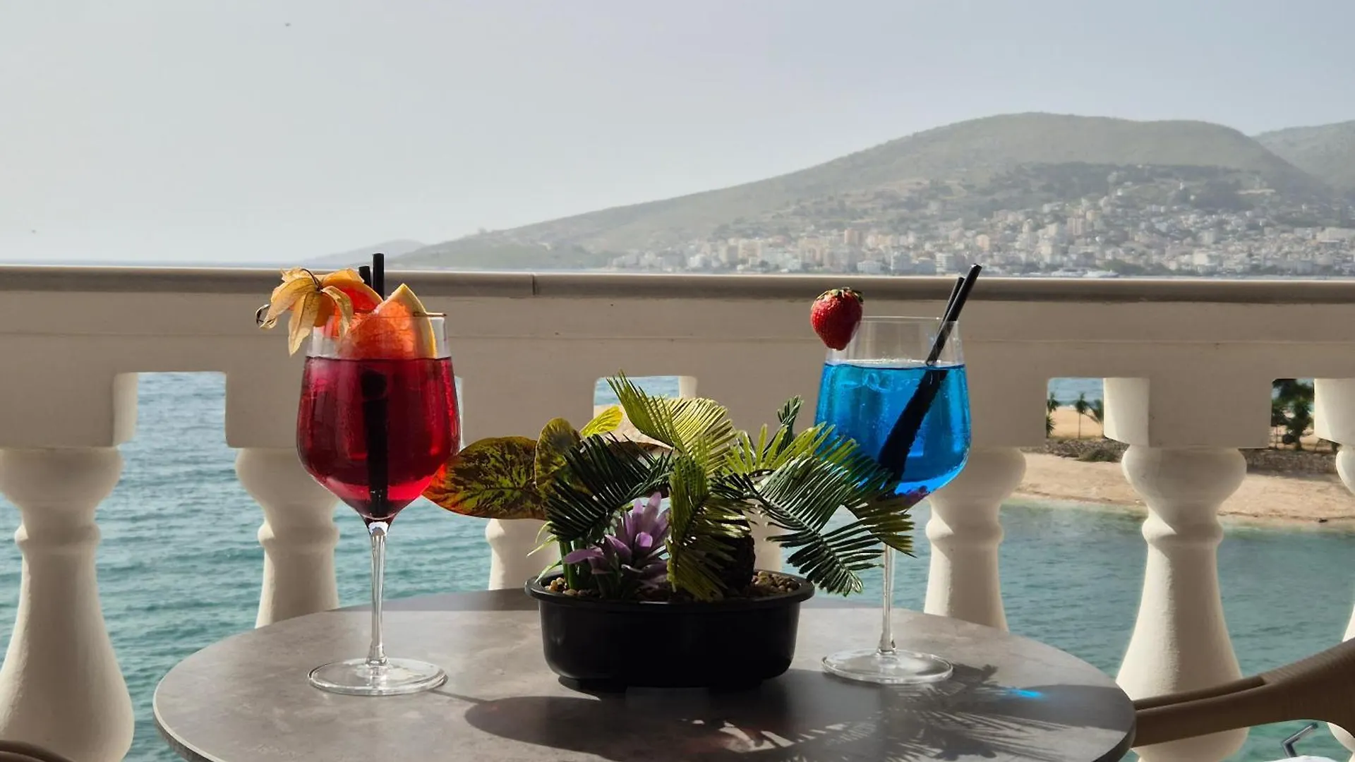 ***  Orchids Hotel Saranda Albánia