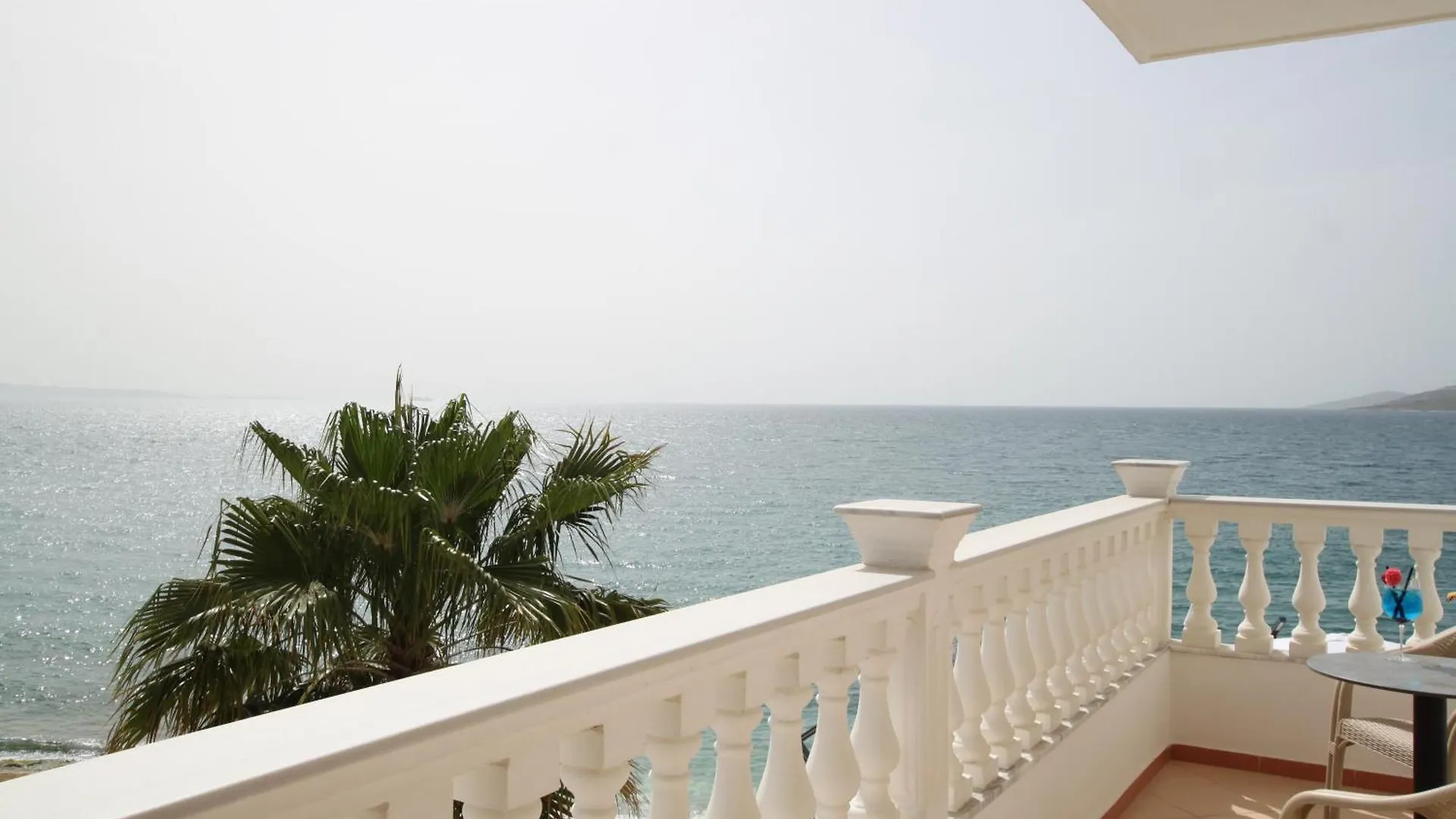 Orchids Hotel Sarandë Albânia
