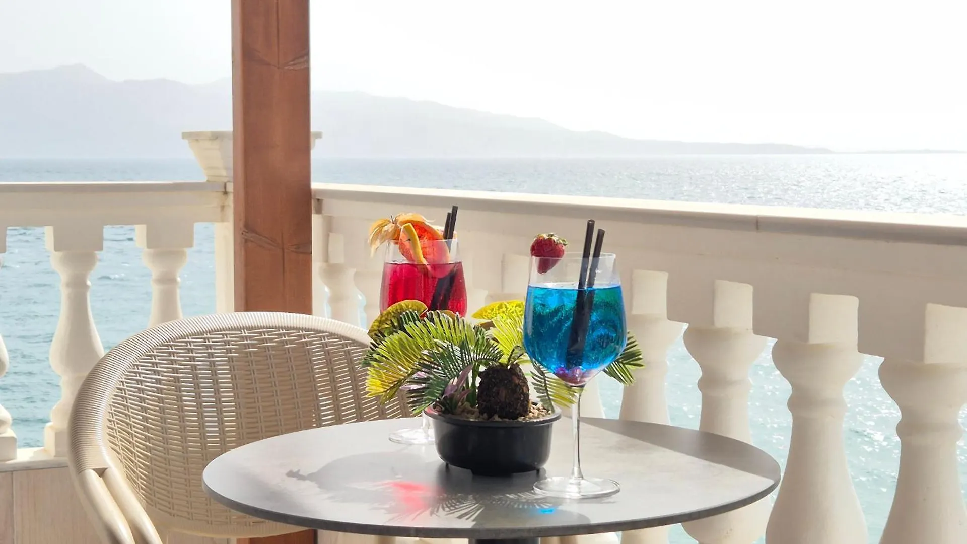 Orchids Hotel Sarande