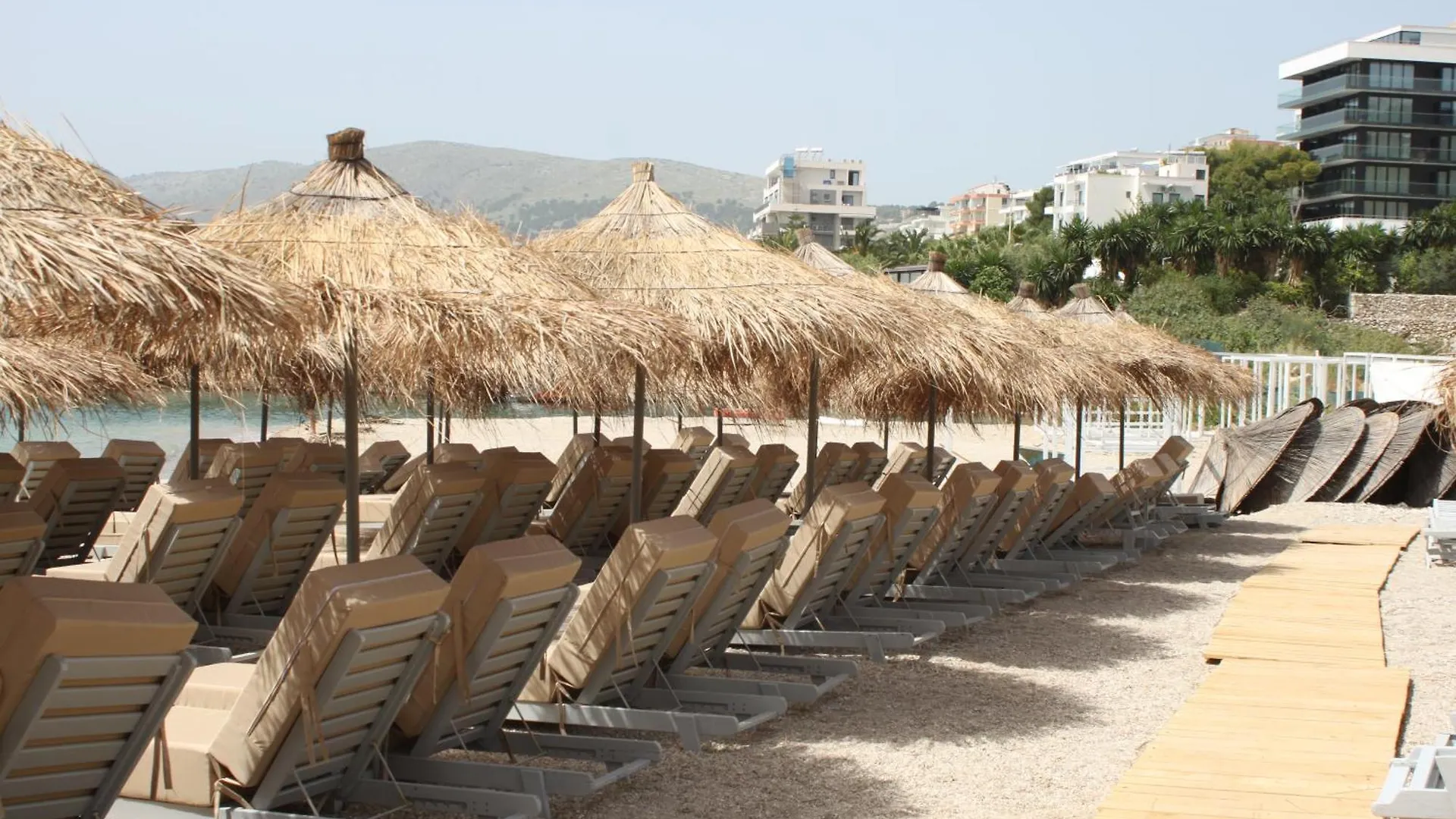 Orchids Hotel Saranda