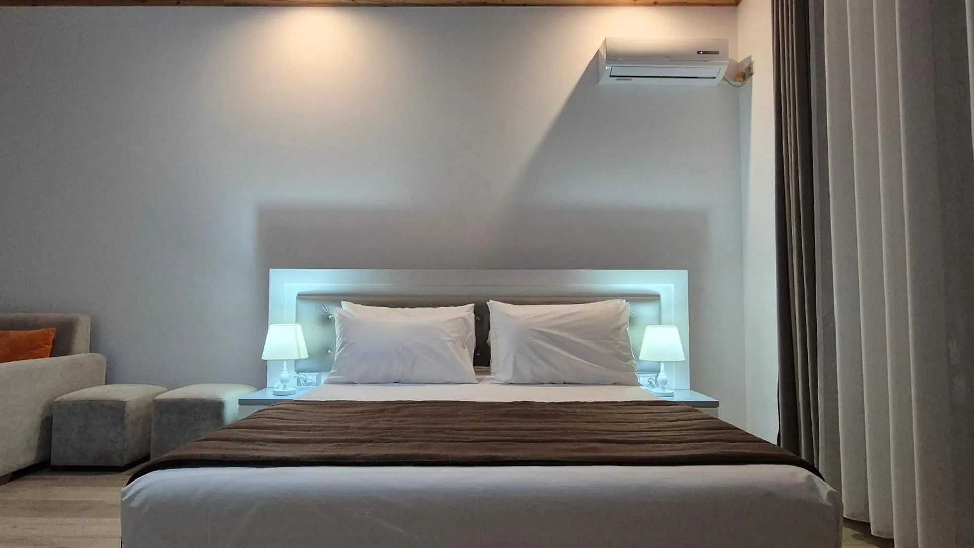 Orchids Hotel Sarande 3*,  Albania