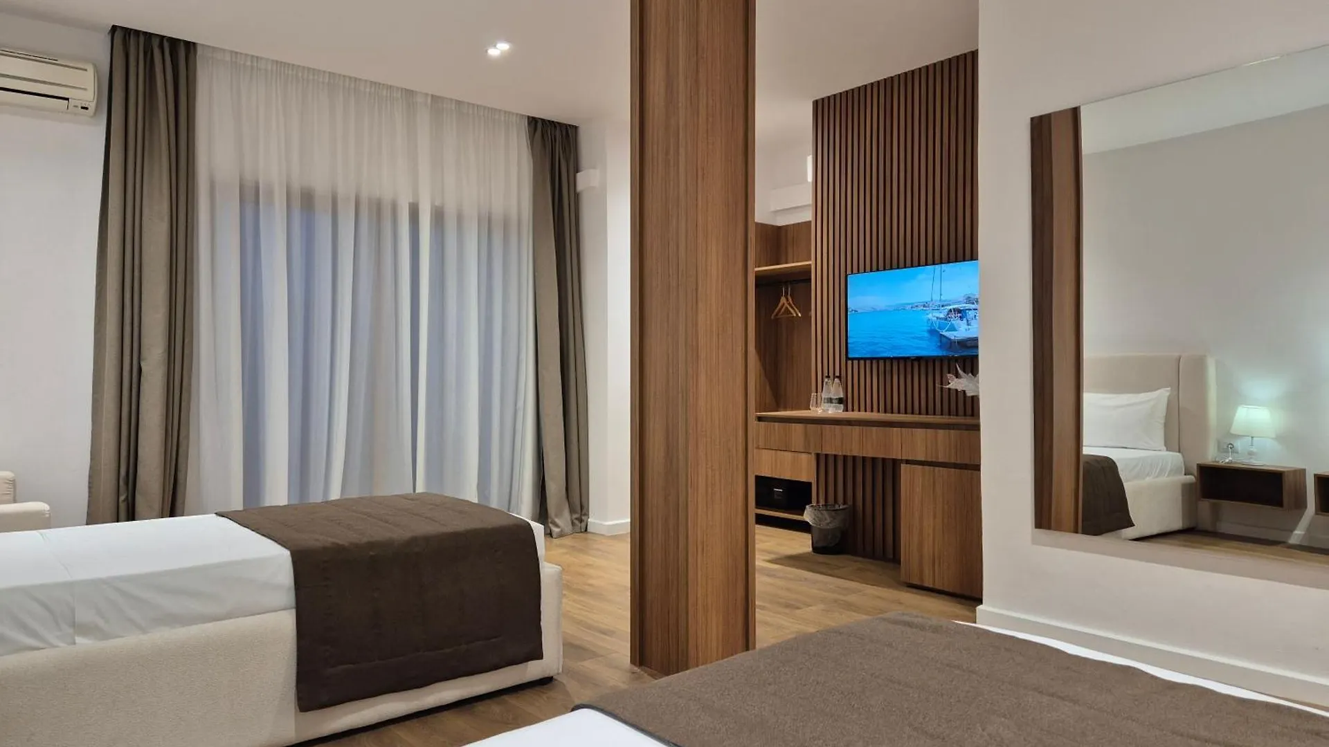 Orchids Hotel Saranda