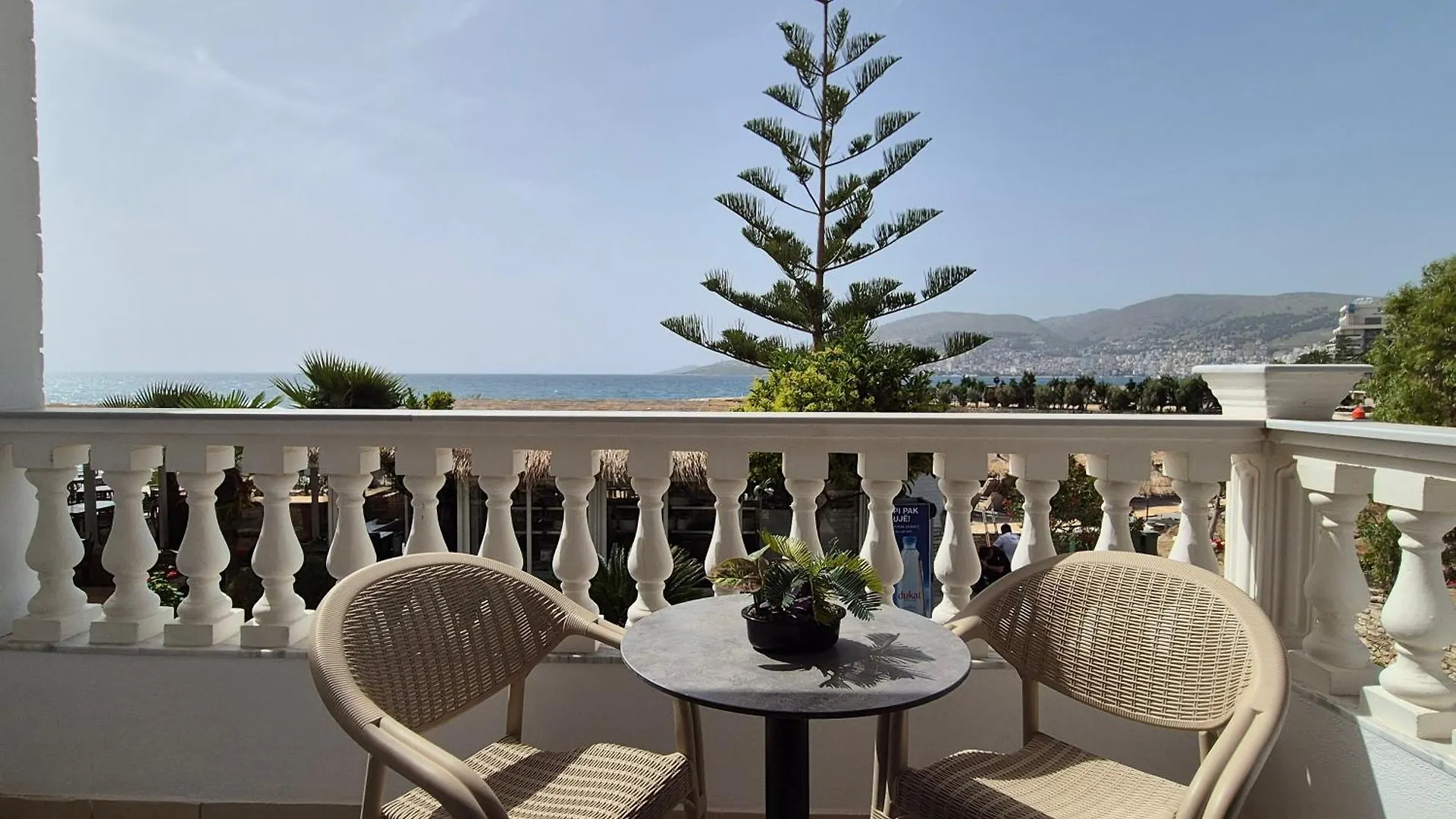 Orchids Hotel Saranda
