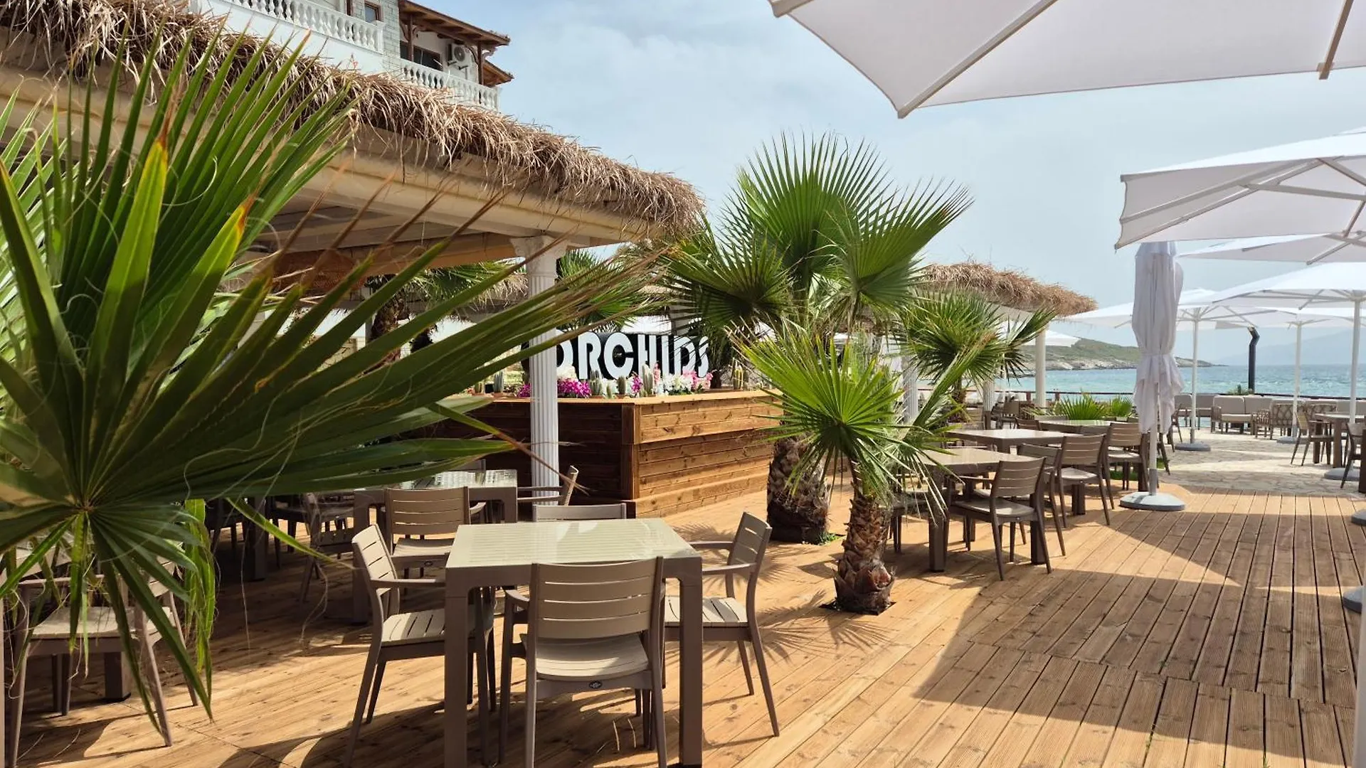 Orchids Hotel Saranda 3*,