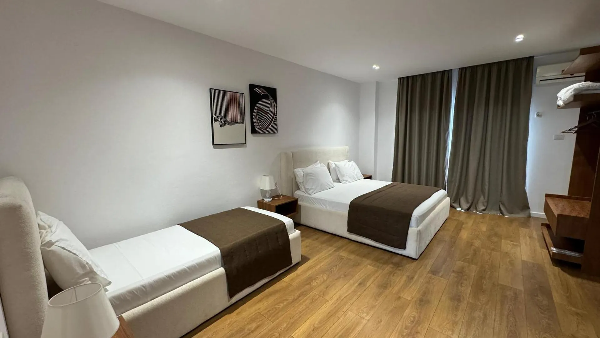 ***  Orchids Hotel Sarande Albania