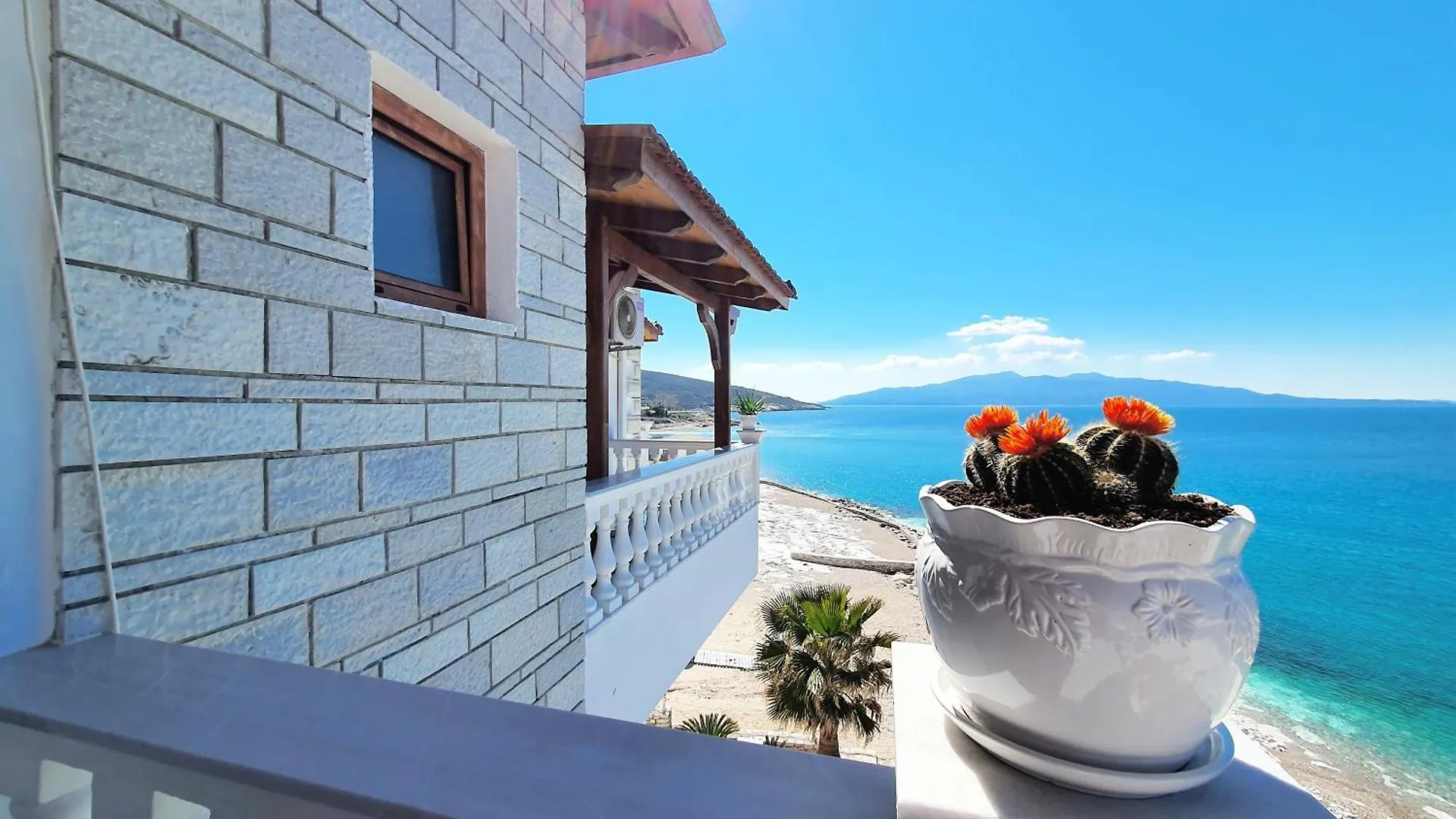 Hotel 1 Sarandë