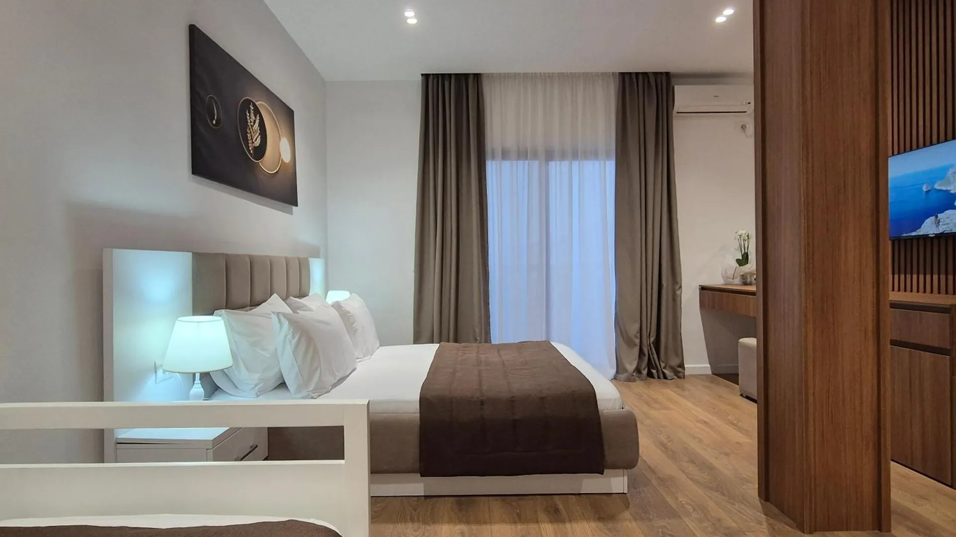 Hotel 1 Sarandë Albanië